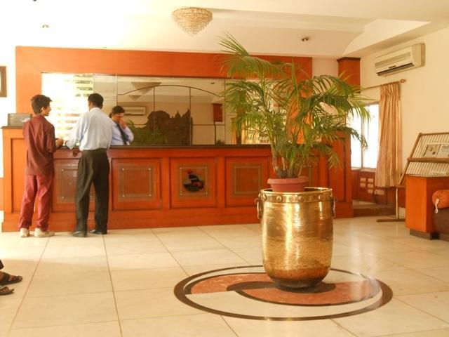 Hotel Horn Bill Guwahati Extérieur photo